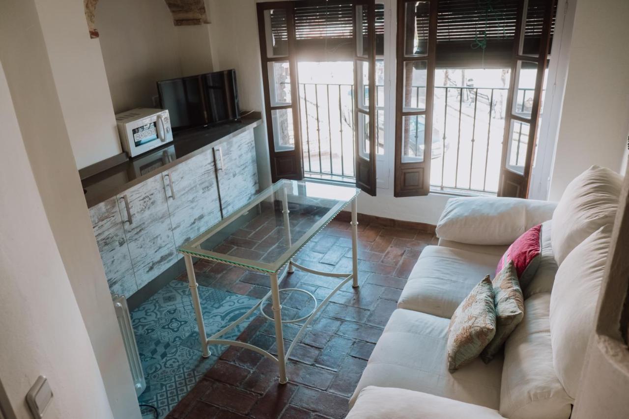 La Covacha Del Pintor Appartement Carmona  Buitenkant foto
