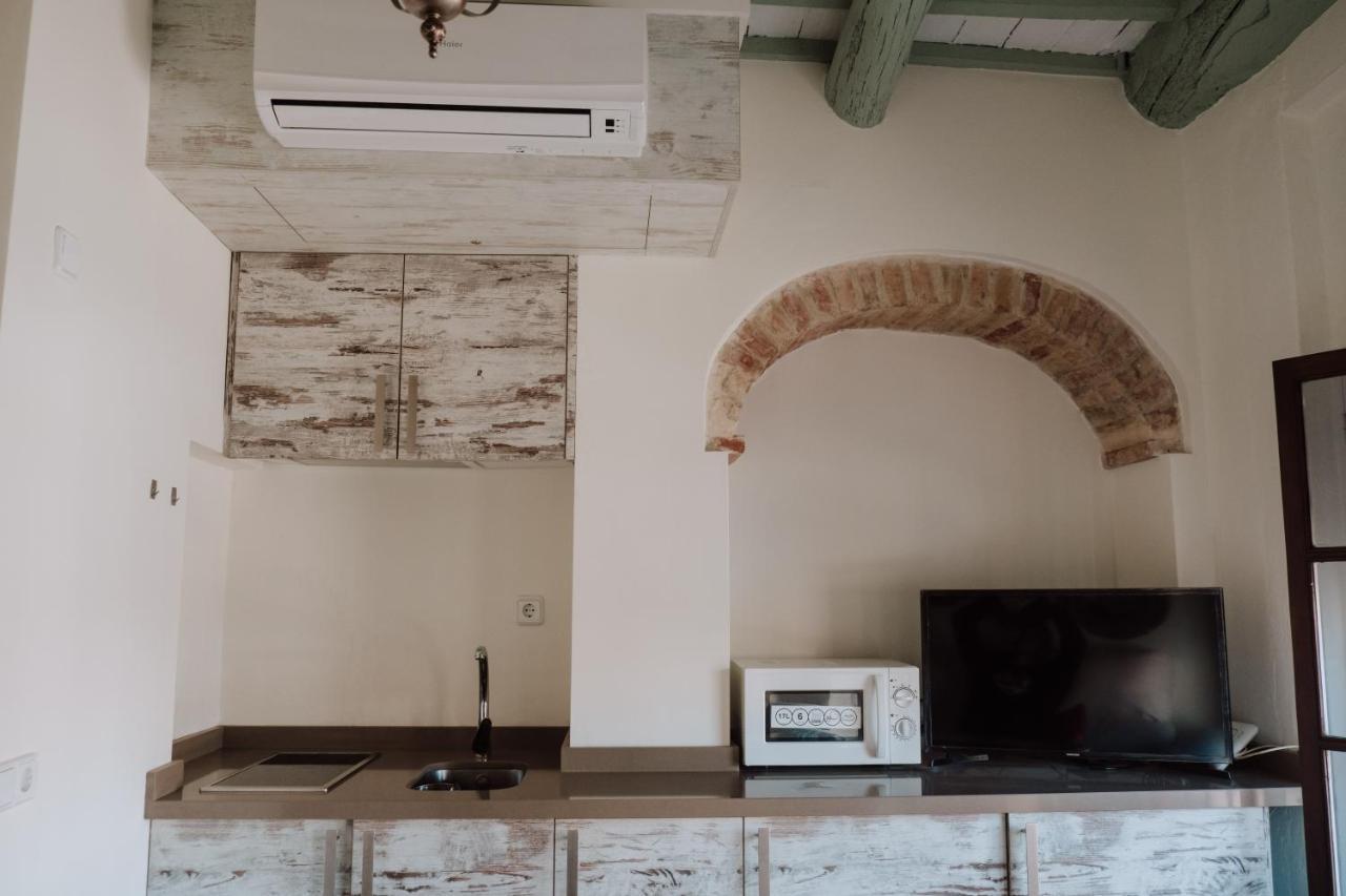 La Covacha Del Pintor Appartement Carmona  Buitenkant foto