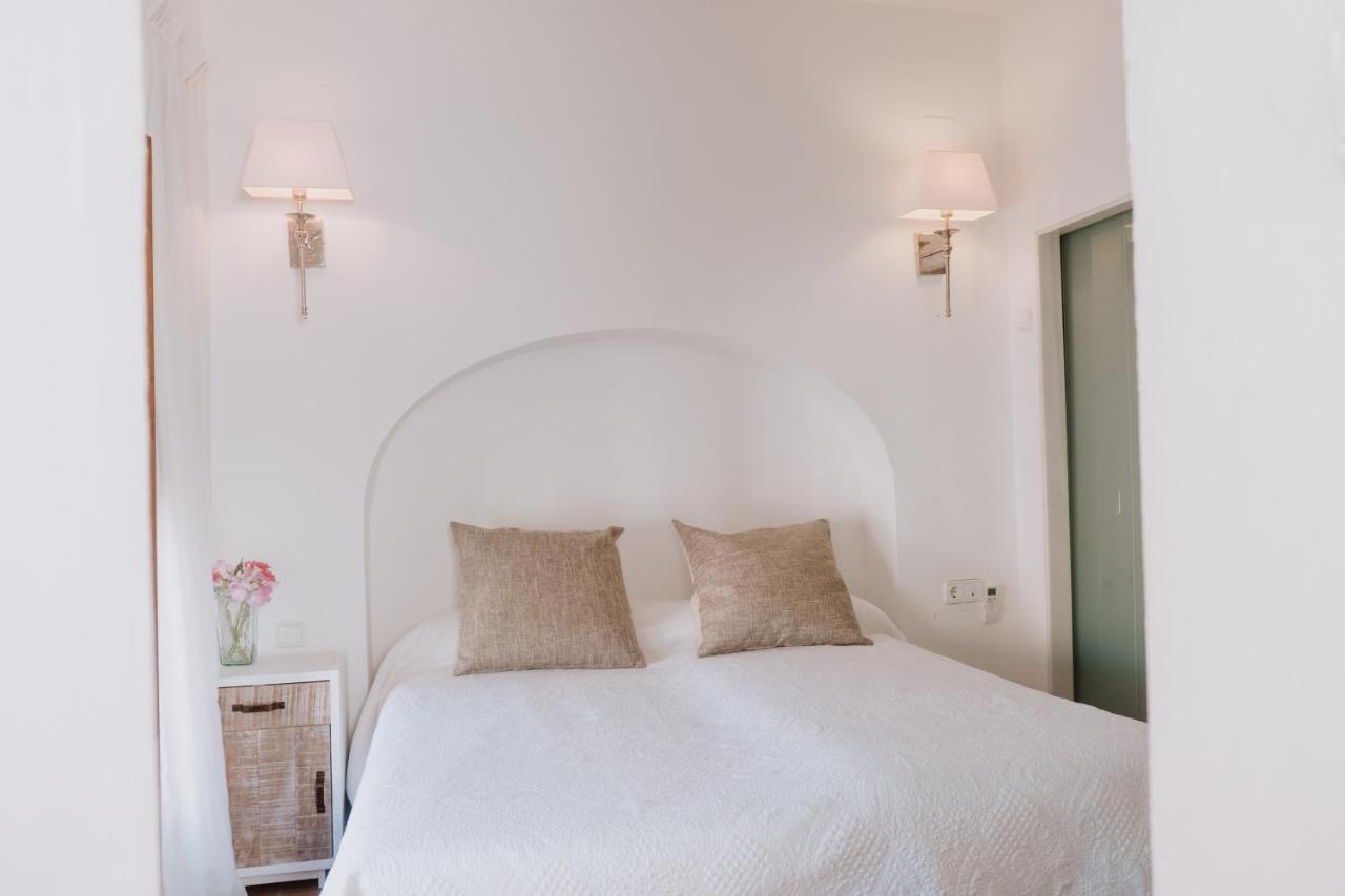 La Covacha Del Pintor Appartement Carmona  Buitenkant foto